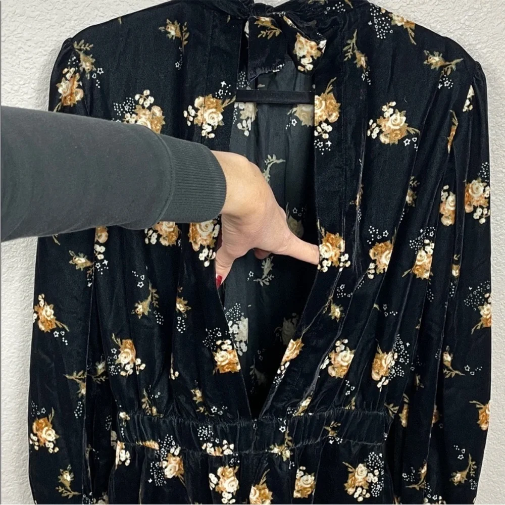 NWT Maje Inouk Floral Velvet Puff Sleeve Playsuit Black Floral Romper Sz 38